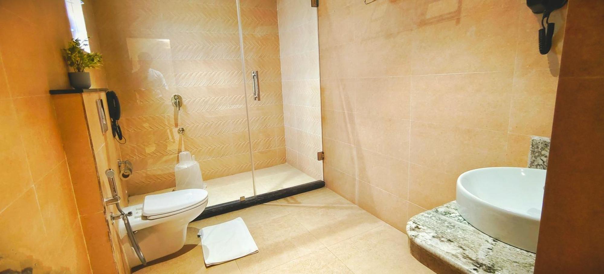 Ra Vista Hotell Calcutta Exteriör bild